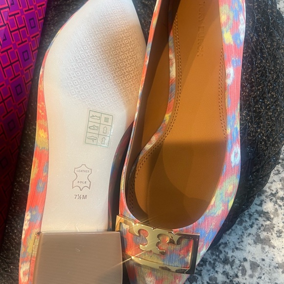 Tory Burch pointedly toe flat - Picture 7 of 8